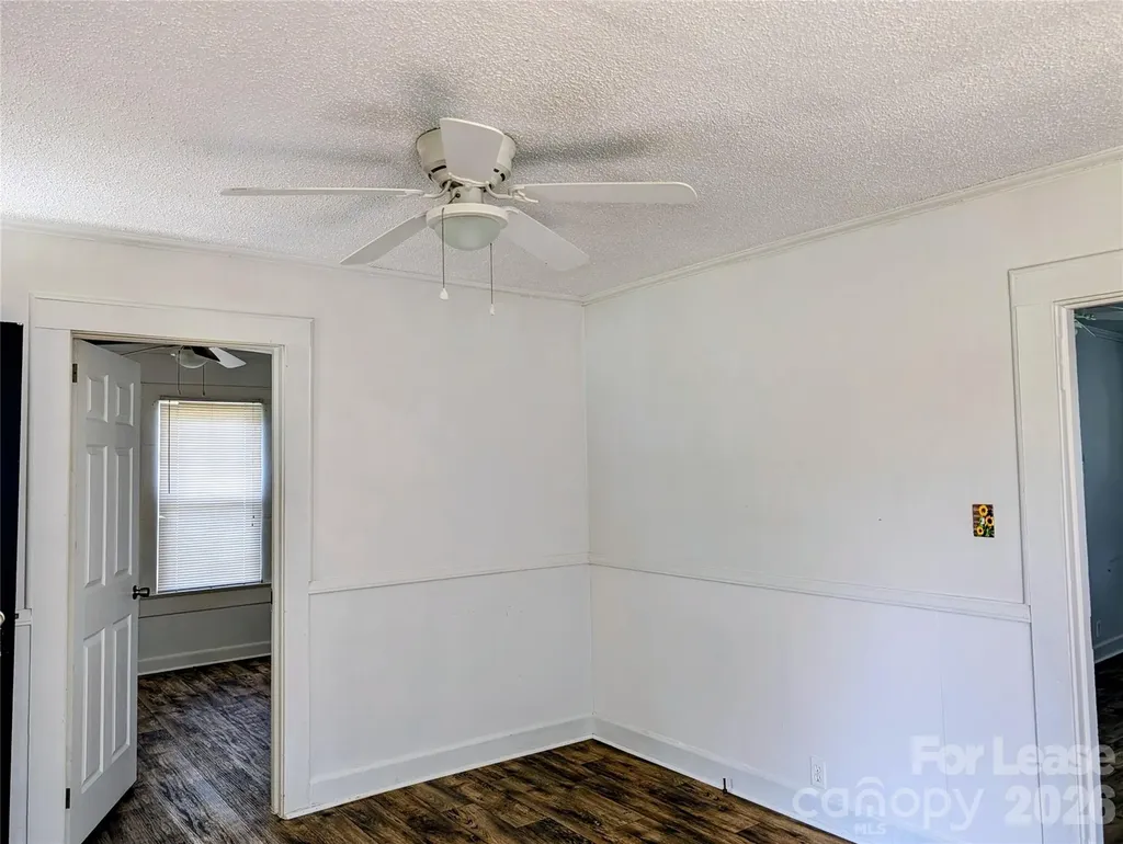 829 Bristol Drive Statesville NC 28677