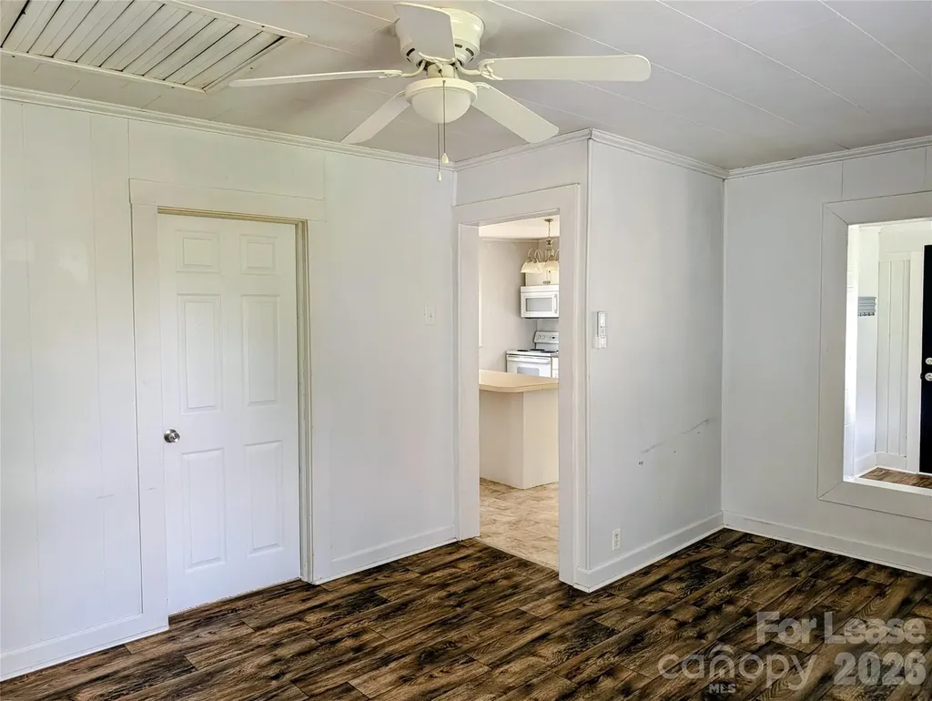 829 Bristol Drive Statesville NC 28677