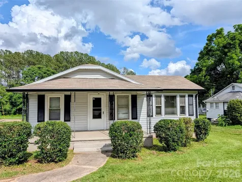 829 Bristol Drive Statesville NC 28677