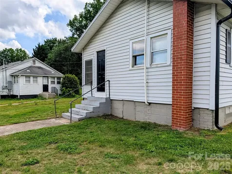 829 Bristol Drive Statesville NC 28677