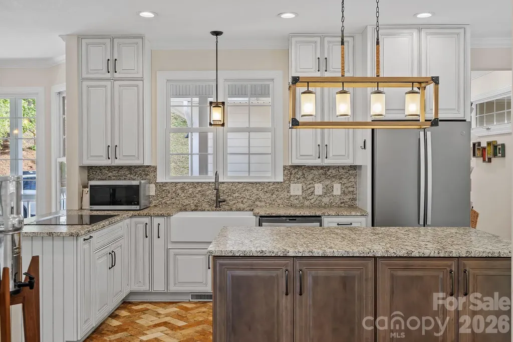 9 Whispering Meadows Drive Fairview NC 28730