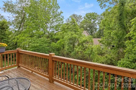 52 Wheeler Road Weaverville NC 28787