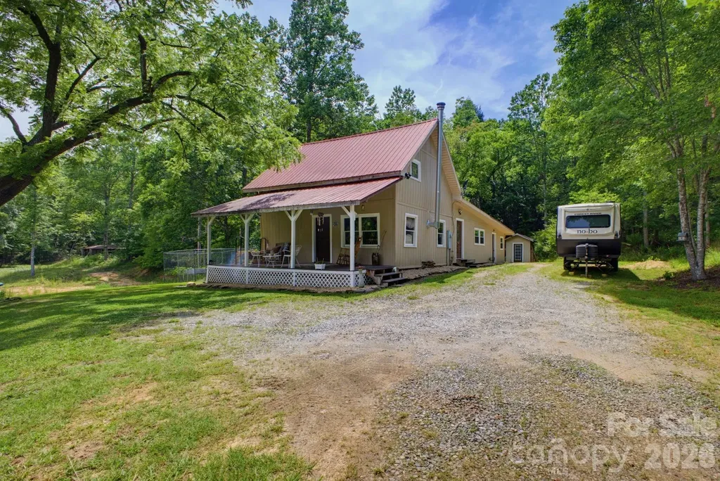 1239 W Mcguinn Road Mill Spring NC 28756