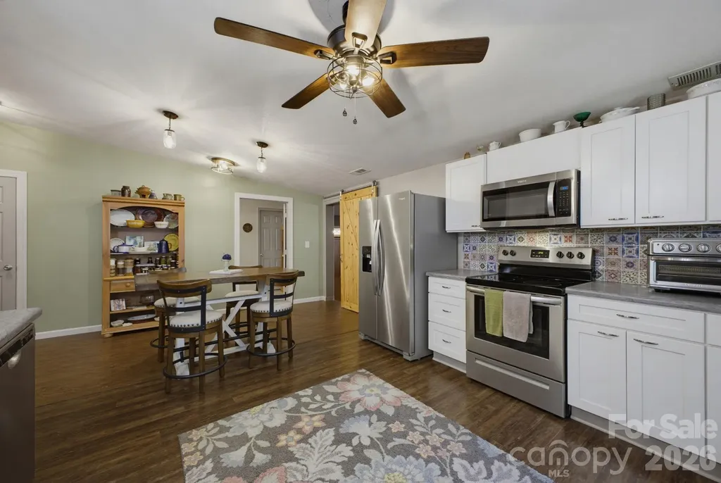 1239 W Mcguinn Road Mill Spring NC 28756