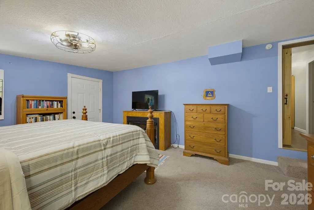 1239 W Mcguinn Road Mill Spring NC 28756