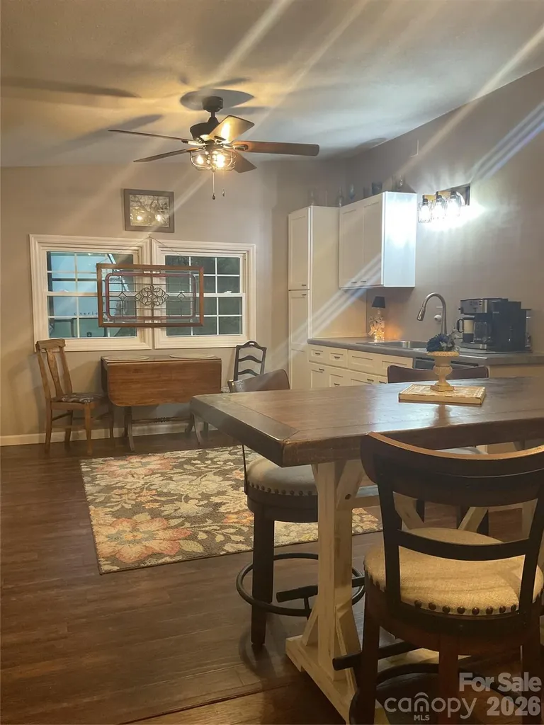 1239 W Mcguinn Road Mill Spring NC 28756