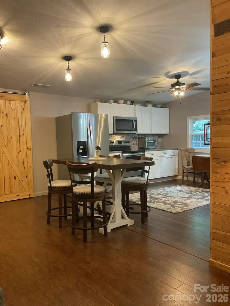 1239 W Mcguinn Road Mill Spring NC 28756
