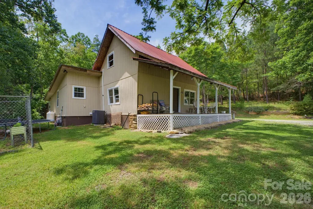 1239 W Mcguinn Road Mill Spring NC 28756