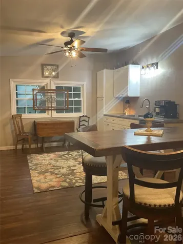 1239 W Mcguinn Road Mill Spring NC 28756