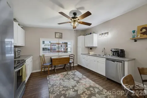1239 W Mcguinn Road Mill Spring NC 28756