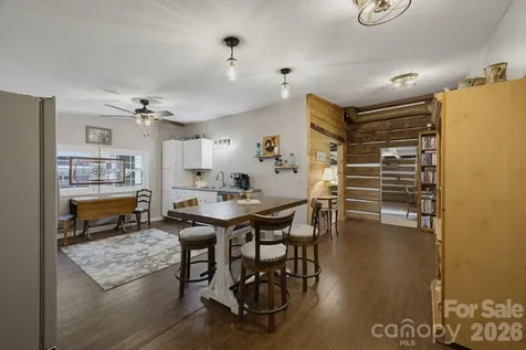 1239 W Mcguinn Road Mill Spring NC 28756