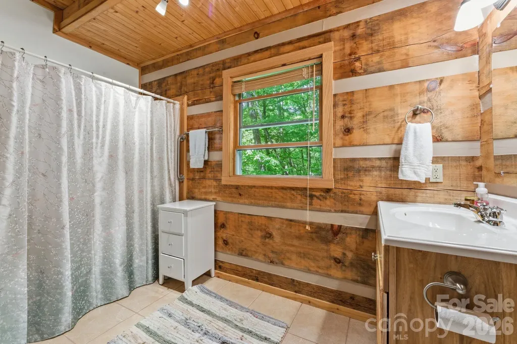 311 Copper Spur Drive Maggie Valley NC 28751