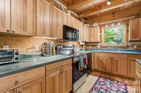 311 Copper Spur Drive Maggie Valley NC 28751