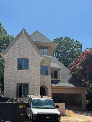 2221 Westminster Place Charlotte NC 28207