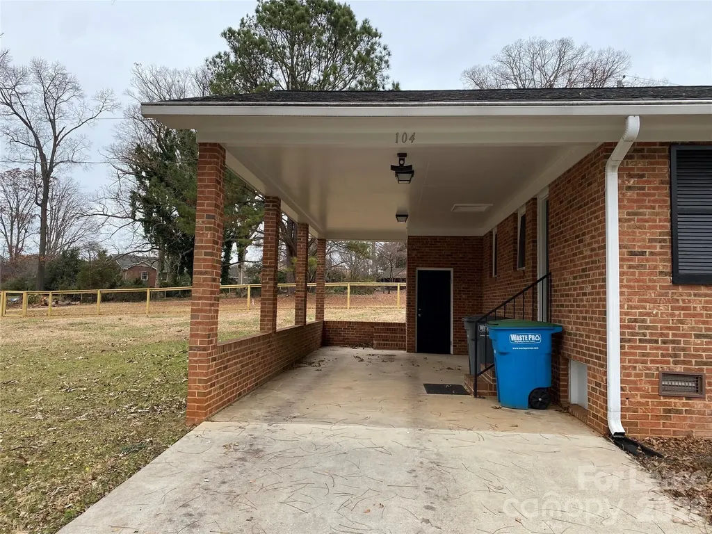 104 Secrest Avenue Belmont NC 28012
