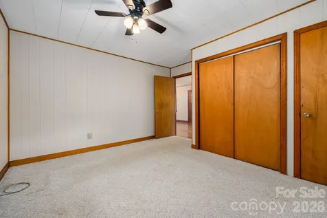 302 Sprinkle Branch Road Marshall NC 28753