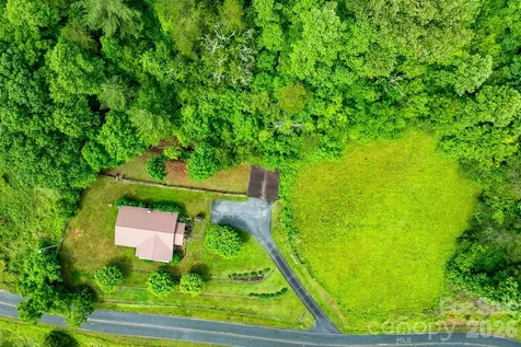302 Sprinkle Branch Road Marshall NC 28753