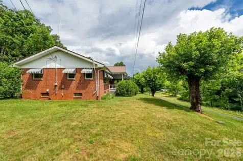 302 Sprinkle Branch Road Marshall NC 28753