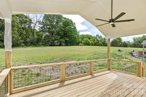 112 Peyton Elaine Road Clyde NC 28721