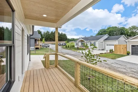 112 Peyton Elaine Road Clyde NC 28721