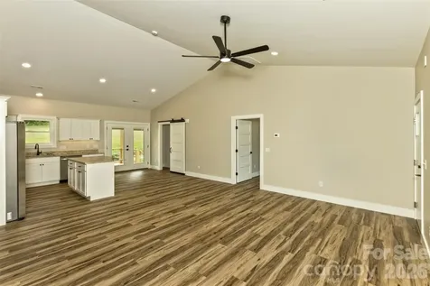 112 Peyton Elaine Road Clyde NC 28721