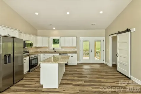 112 Peyton Elaine Road Clyde NC 28721