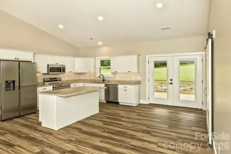 112 Peyton Elaine Road Clyde NC 28721