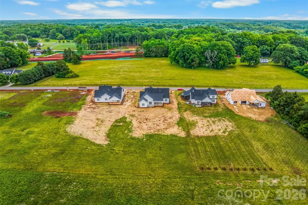 184 Armsworthy Road Advance NC 27006