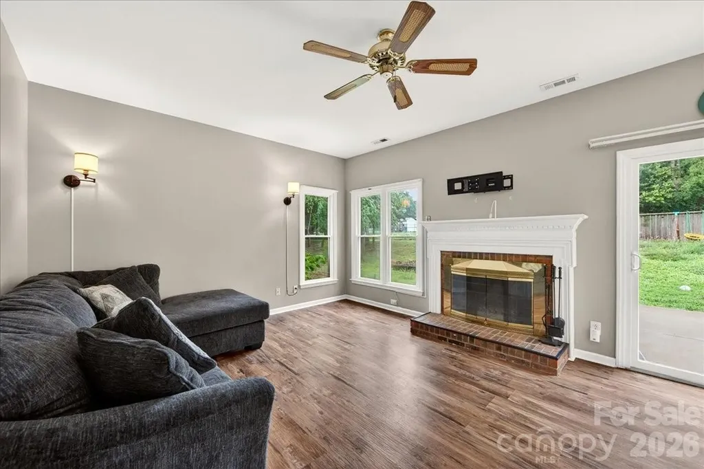1045 Fairway Ridge Road NW Concord NC 28027