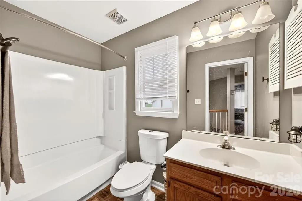 1045 Fairway Ridge Road NW Concord NC 28027