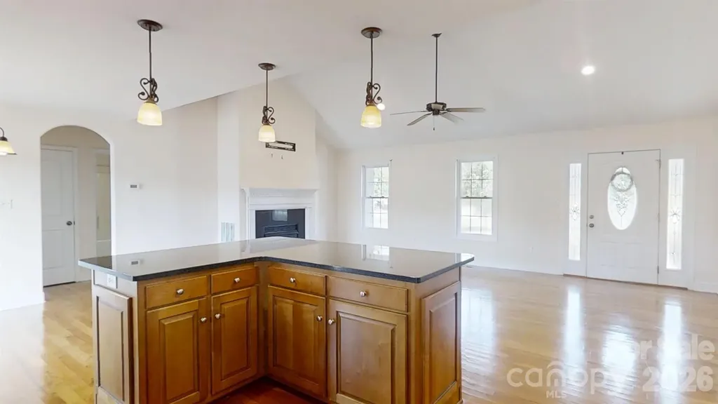 4240 Hunter Rhyne Road Lincolnton NC 28092