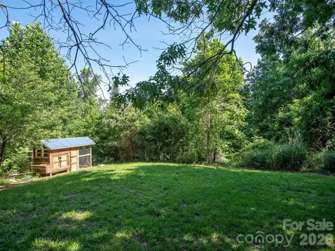 147 W Oakview Road Asheville NC 28806