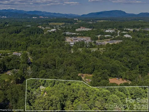 147 W Oakview Road Asheville NC 28806