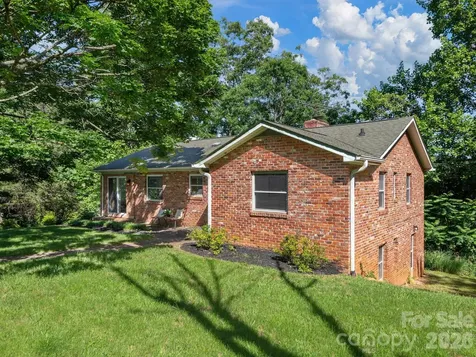 147 W Oakview Road Asheville NC 28806