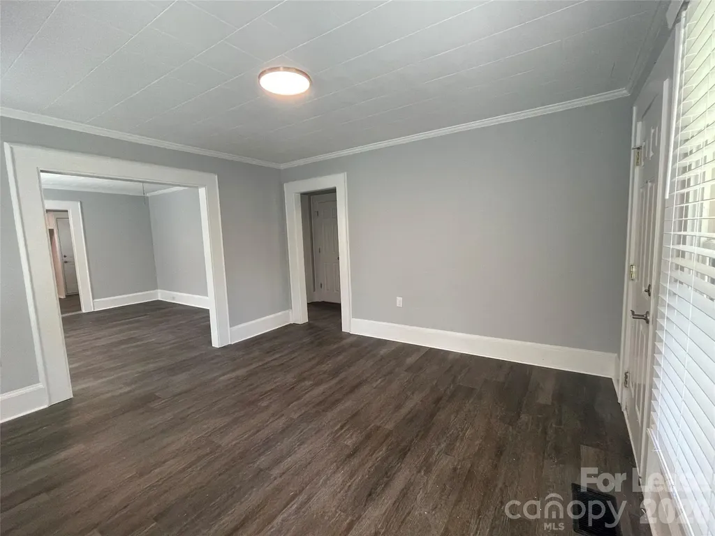 624 Pinoca Road Charlotte NC 28208