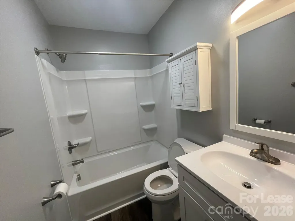 624 Pinoca Road Charlotte NC 28208