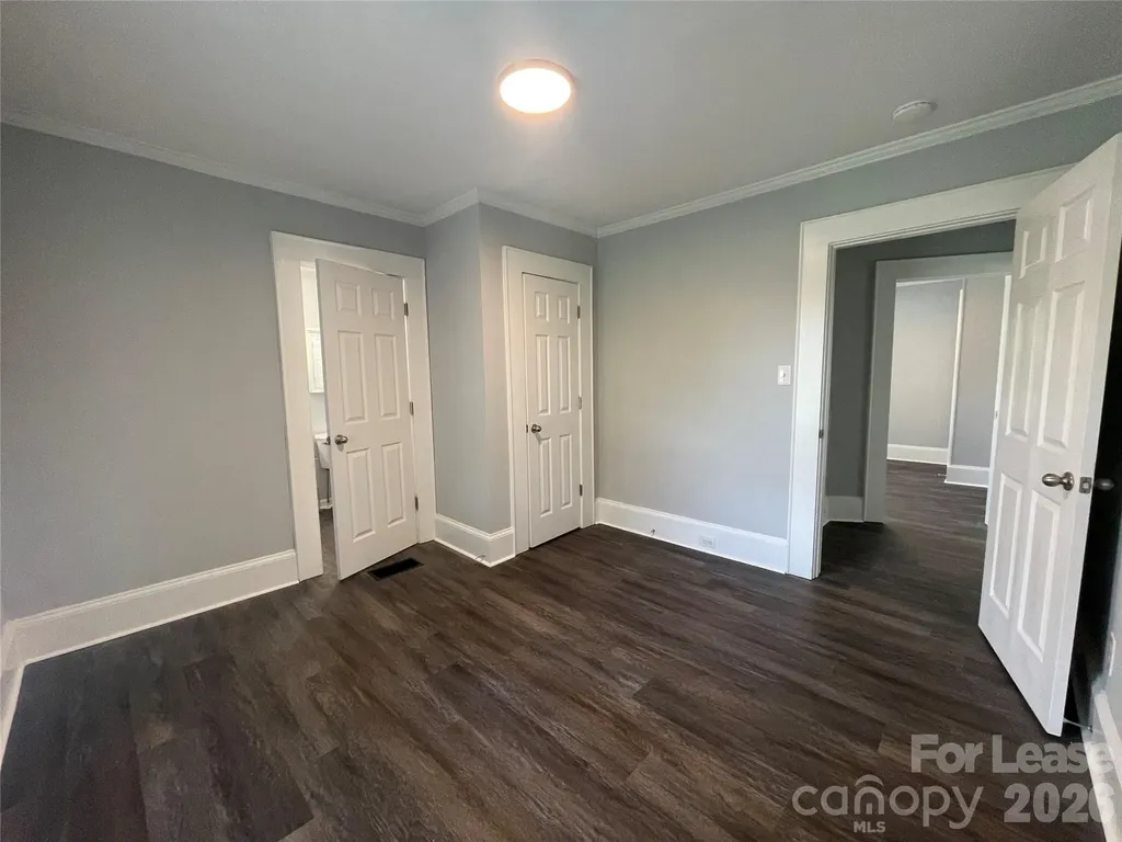 624 Pinoca Road Charlotte NC 28208