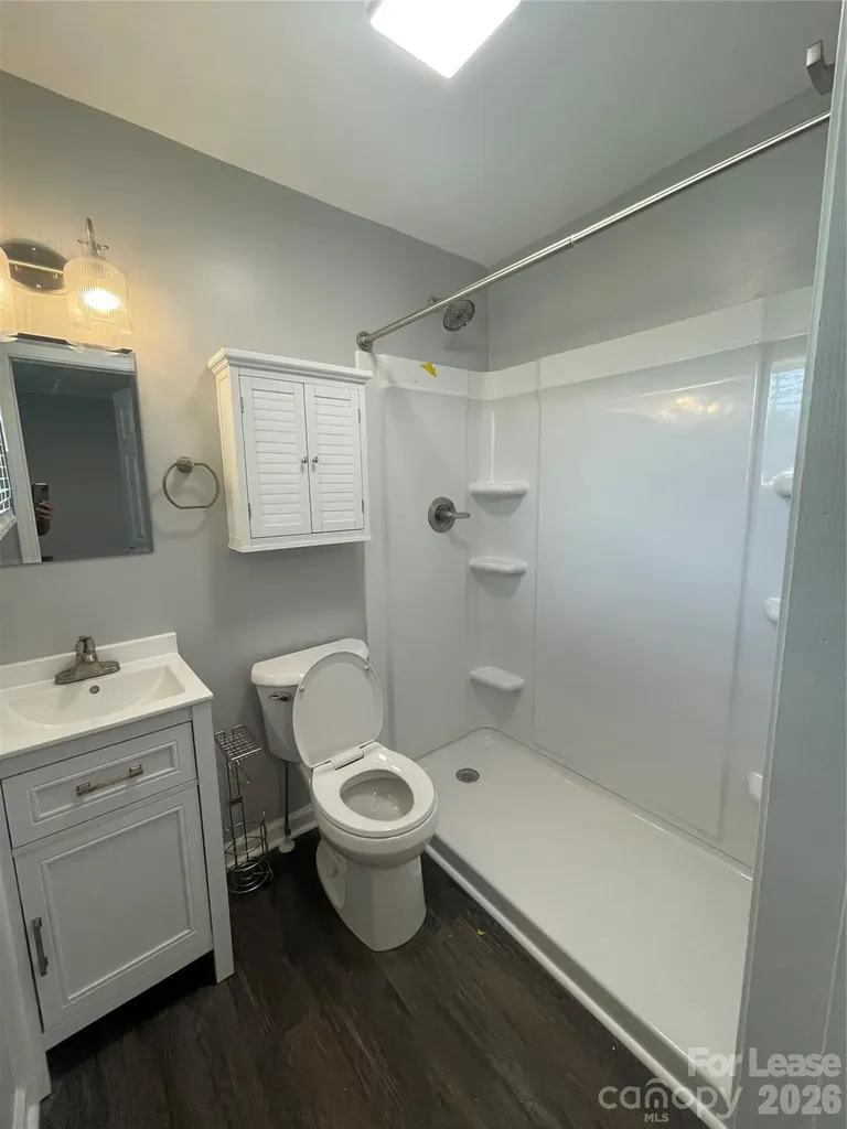 624 Pinoca Road Charlotte NC 28208