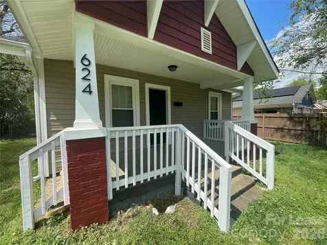 624 Pinoca Road Charlotte NC 28208
