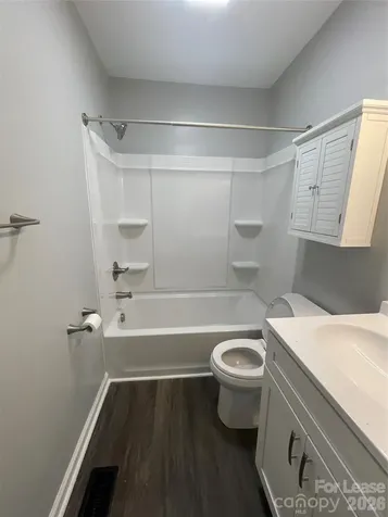 624 Pinoca Road Charlotte NC 28208