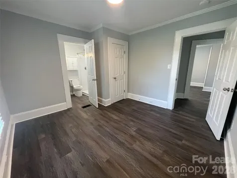 624 Pinoca Road Charlotte NC 28208