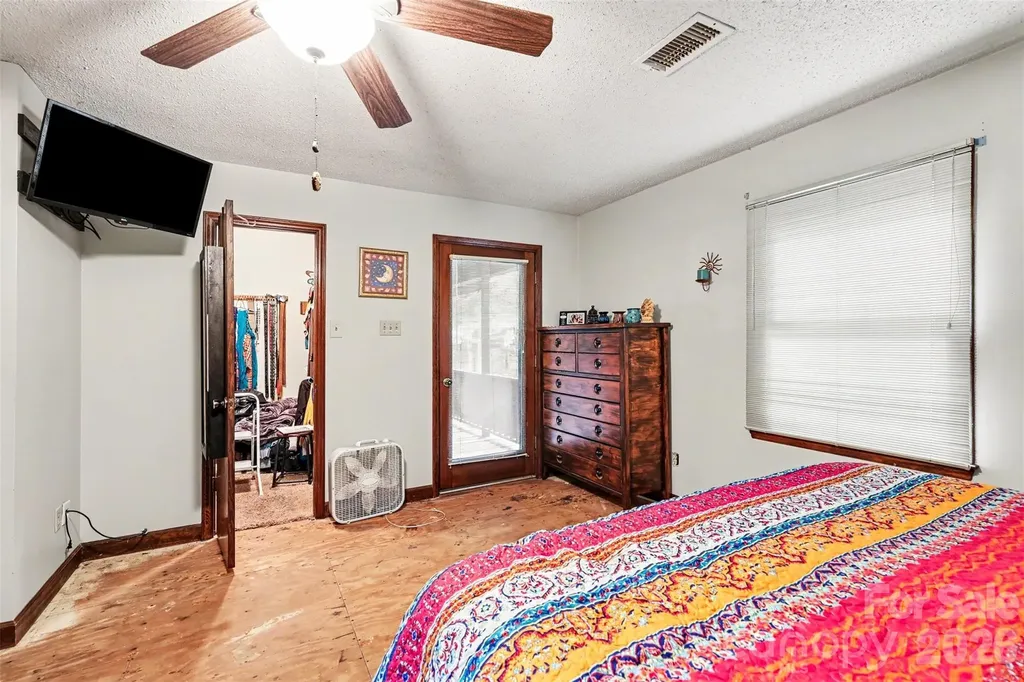 152 Shadywood Lane Statesville NC 28677