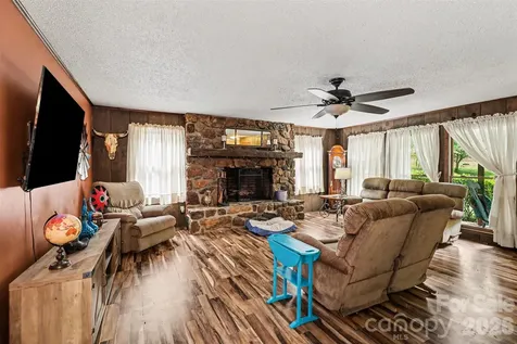 152 Shadywood Lane Statesville NC 28677