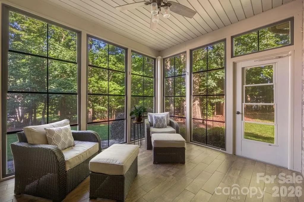 8325 Curico Lane Charlotte NC 28227