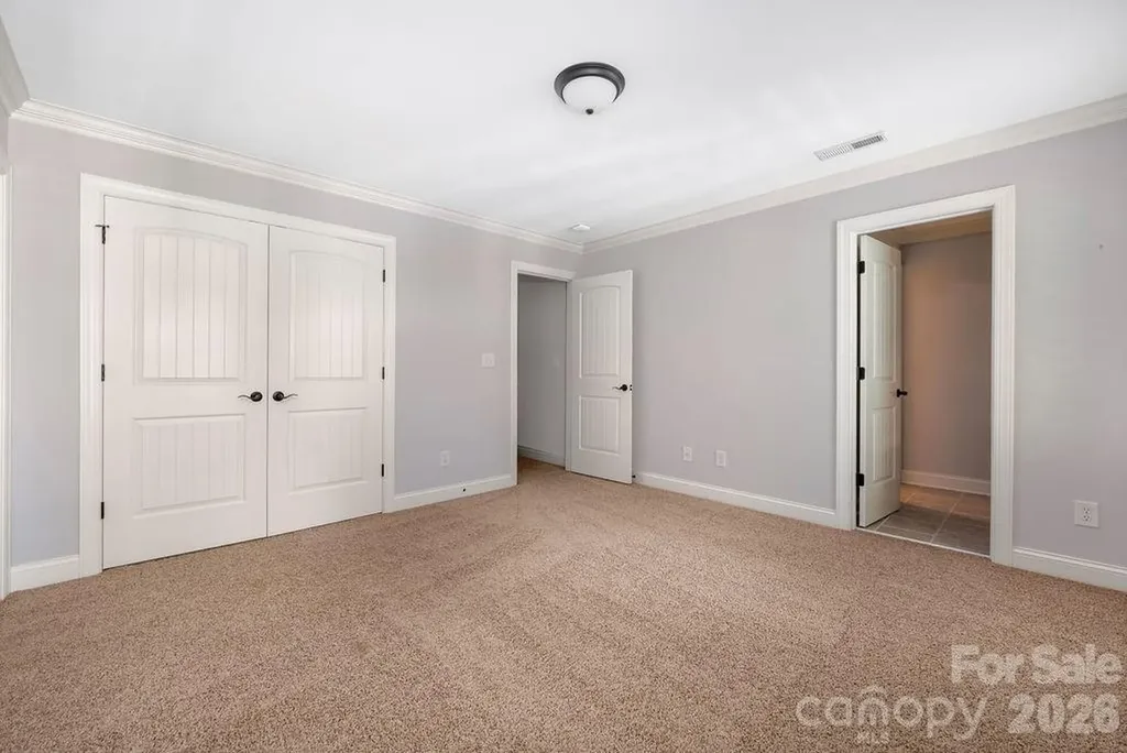 8325 Curico Lane Charlotte NC 28227