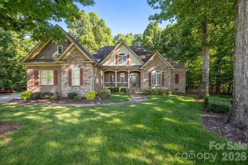 8325 Curico Lane Charlotte NC 28227