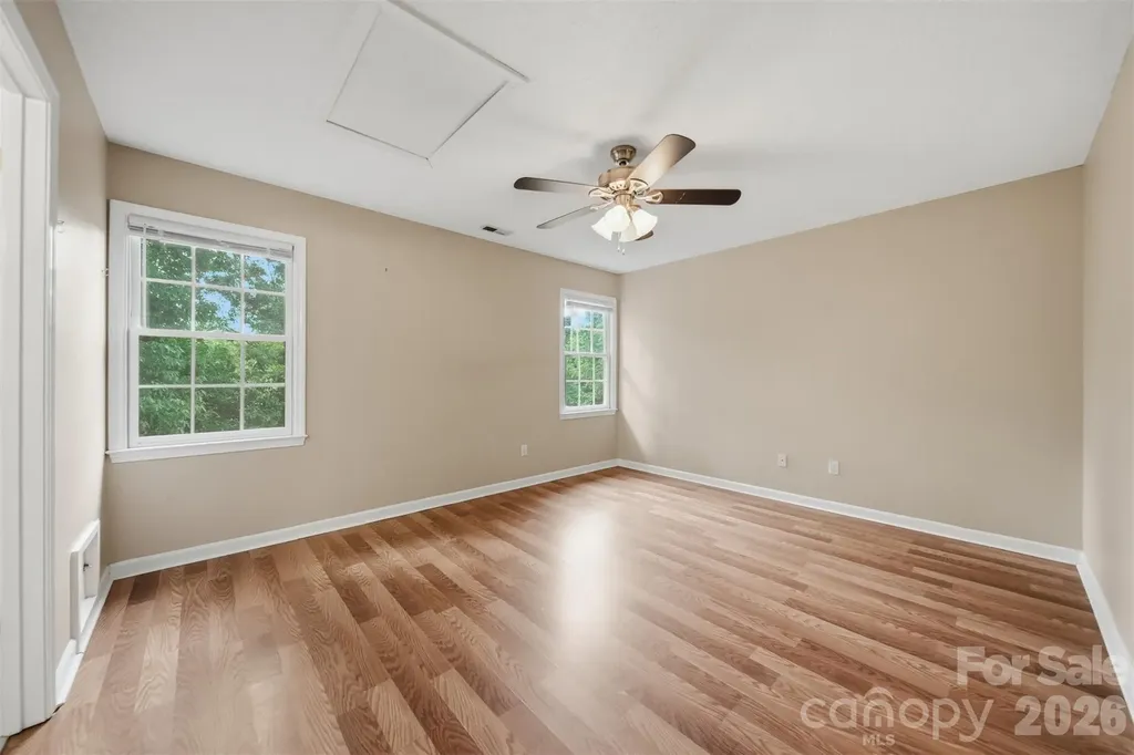 1737 9th Street Place SE Hickory NC 28602