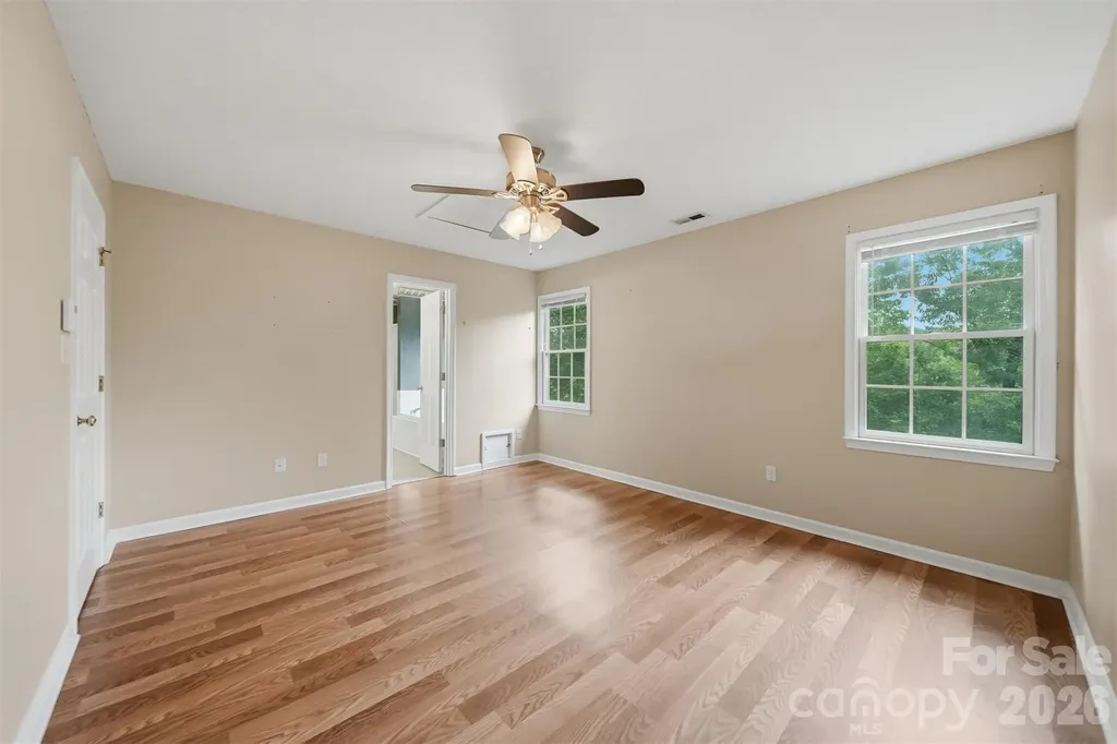 1737 9th Street Place SE Hickory NC 28602