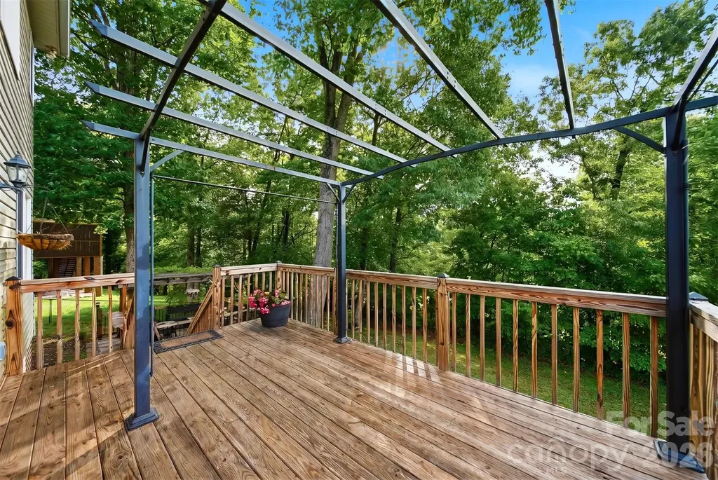 1737 9th Street Place SE Hickory NC 28602