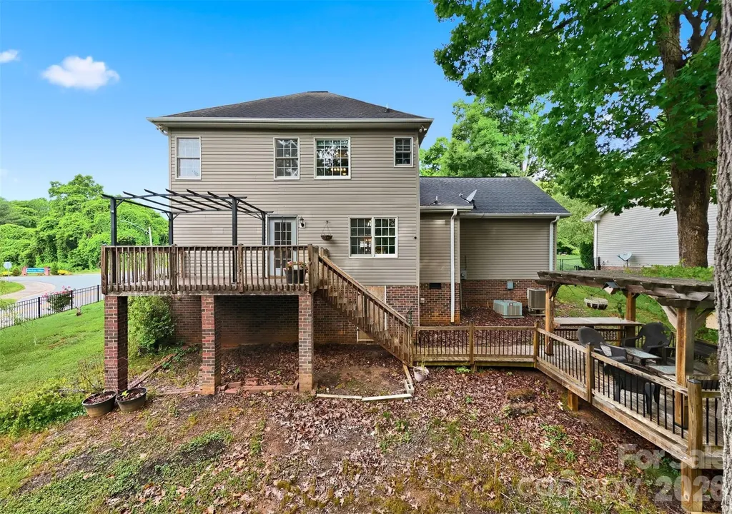 1737 9th Street Place SE Hickory NC 28602